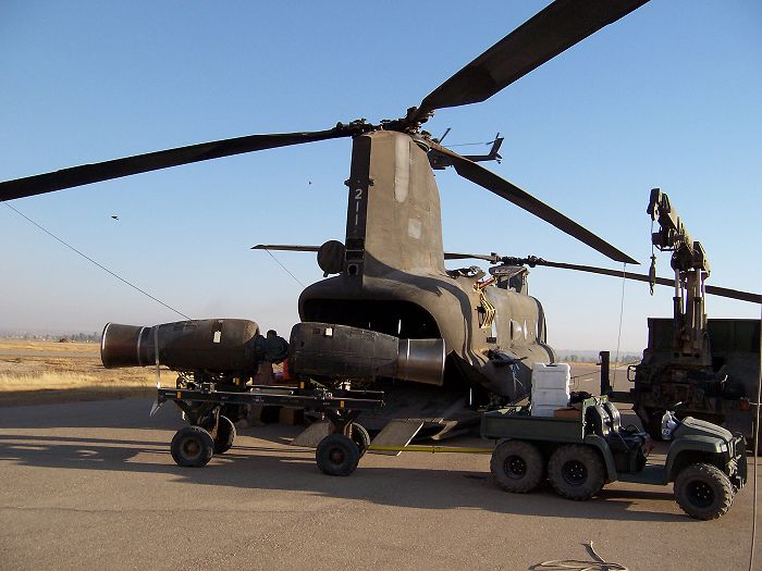 90-00211 gets an engine change while on a layover in Kirkuk, Iraq.