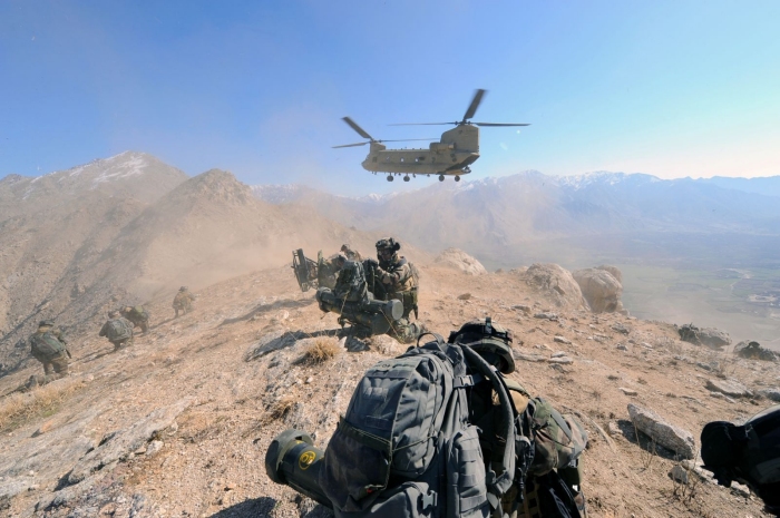 Early 2009: CH-47F Chinook helicopter 04-08703 shown operating at an unknown location in the mountains of Afghanistan.