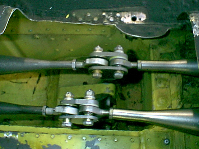 Aft Bellcrank Fuselage Fasteners (Hardware installation). 